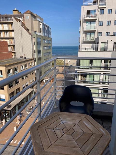 Zonnig Appartement Nieuwpoort Exteriör bild